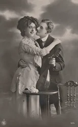 Couple avec mandoline, c1910