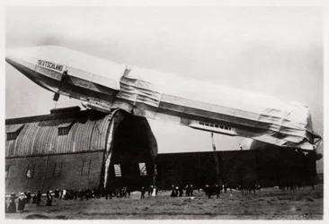 Zeppelin écrasé LZ 8 Deutschland II, Düsseldorf, Allemagne, 1911