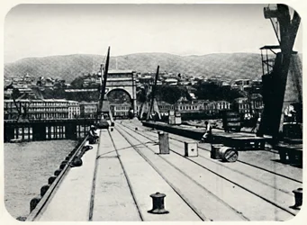 Quai des douanes, Valparaiso, 1911