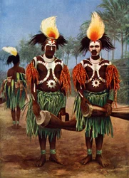 Danseurs de la région de la rivière Fly, Papouasie-Nouvelle-Guinée, 1920