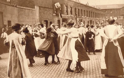 Danse célébrant la fin de la guerre, 1918