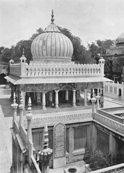 Delhi. - Tombeaux de Nizam-ud-Din et de la princesse Jahanara, vers 1910