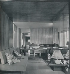 Bureau dans une chambre-salon, 1942