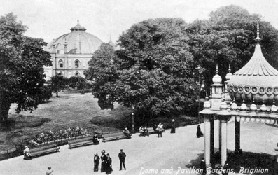 Dôme et jardins du pavillon, Brighton, début du 20e siècle