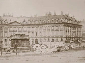 Colonne tombée, Place Vendôme, Paris, 1871