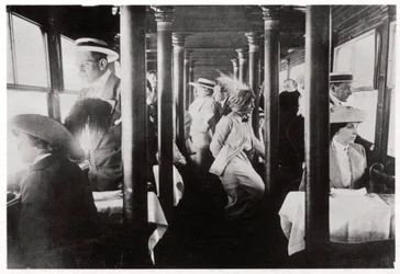 Compagnie de cinéma à bord du Zeppelin LZ13 Hansa, vers 1912-1914