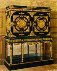 Cabinet flamand en ébène avec montures dorées, 1938