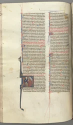 Fol. 222v, Psaume 52, initiale historiée D, un fou nu sauf pour un manteau, tenant une vessie