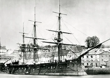 Navire de guerre français, l