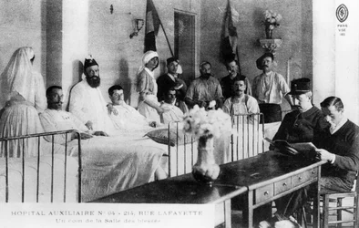 Blessés français, hôpital auxiliaire, Paris, France, Première Guerre mondiale, 1914-1918