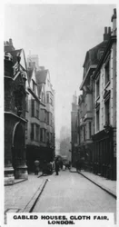 Maisons à pignon, Cloth Fair, Londres, vers 1920