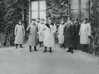 Général Alexander von Kluck et autres officiers, Première Guerre mondiale, 1915