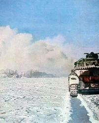 Combat de chars allemands dans la neige, Russie, janvier 1943