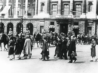 Troupes allemandes dans Paris occupé, juin 1940