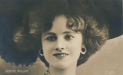 Gertie Millar, 1879-1952, vers 1930