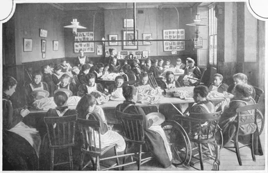 Filles à la couture, Halliwick School For Girls, Marylebone Road, Londres, vers 1903