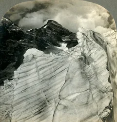 Vue glaciaire dans les Rocheuses canadiennes, C.-B., Canada, 1903