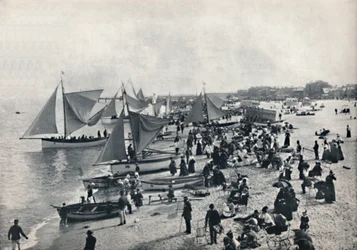 Great Yarmouth - Une Scène Typique sur la Plage, 1895