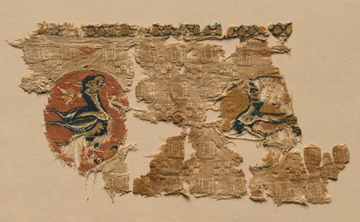 Tenture avec des oiseaux dans des médaillons