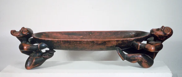 Assiette commémorative de la victoire hawaïenne