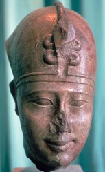 Tête du pharaon Téos, 4e siècle av. J.-C.