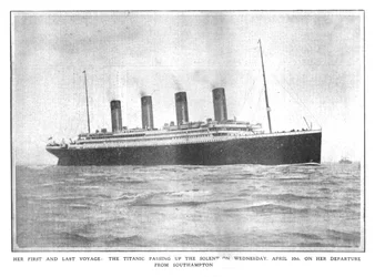 Son premier et dernier voyage : le Titanic passant par le Solent le mercredi 10 avril..., 1912