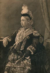 Sa Majesté la Reine dans la robe portée lors de la commémoration du Jubilé à l