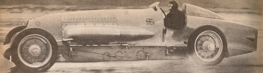En janvier 1927, le Major Malcolm Campbell dans son célèbre Bluebird a battu le record mondial de vitesse terrestre