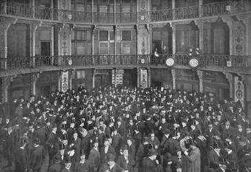 À la Bourse du charbon, Londres