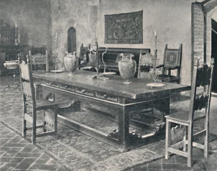 Intérieur, Palazzo Davanzati - Avec table du 15e siècle de la région de Parme ou Modène, 1928