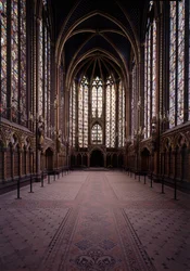 Intérieur de la Sainte-Chapelle (chapelle haute) à Paris. Art gothique du 13ème siècle.