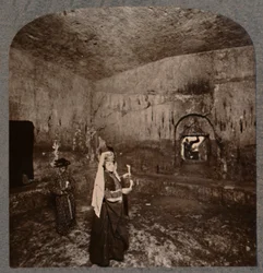 Intérieur des tombes des rois sur la route de Naplouse