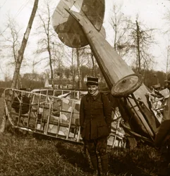 Jean Chaput devant sa 11e victoire, vers 1914-1918