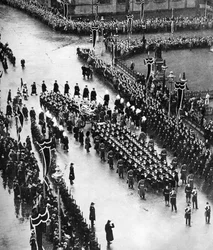 Procession funéraire du roi George V passant par Palace Yard, Londres