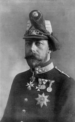 Le roi George V, en uniforme autrichien, 1910