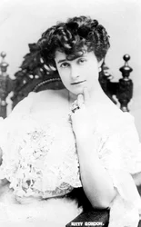 Kitty Gordon 1878-1974, actrice anglaise, début du 20e siècle