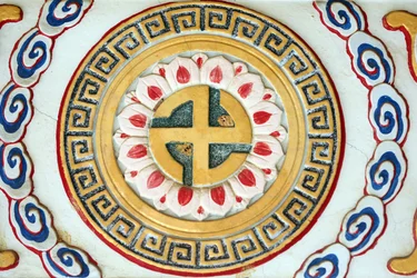 Monastère Kong Meng San Phor Kark See. Symbole du bouddhisme : svastika, 20160819, Singapour, Singapour
