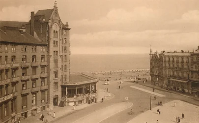 La Place Publique, c1900