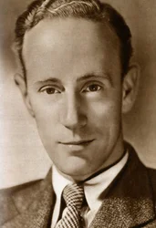 Leslie Howard, acteur anglais, 1933