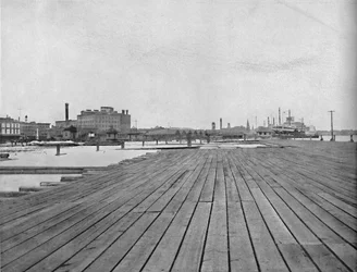 Quai et débarcadère de bateaux à vapeur, La Nouvelle-Orléans, vers 1897