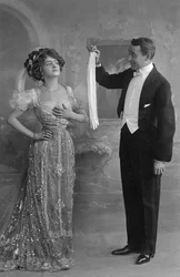 Lily Elsie et Joseph Coyne dans La Veuve joyeuse, vers 1907