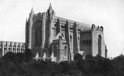 Cathédrale de Liverpool, 1924-1926