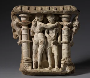 Amants Mithuna, vers 973