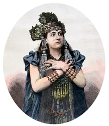 Lucienne Bréval jouant le rôle de Salammbô, 1892