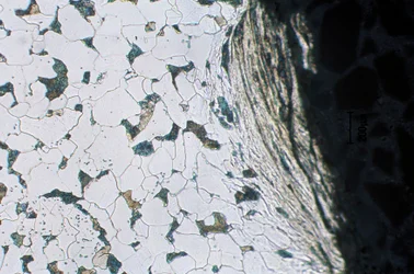 Métaux ferreux, acier LM après scie à métaux