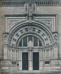 Entrée principale, Victoria and Albert Museum, avec sculpture d