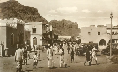 Rue Principale, Crater, Aden, vers 1918-1939