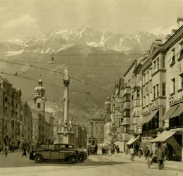 Maria-Theresien-Strasse, Innsbruck, Tyrol, Autriche