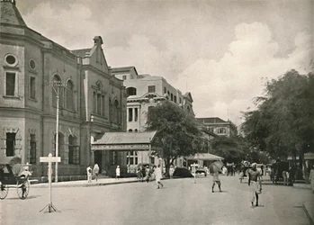 Rue des Marchands, Rangoon, 1900
