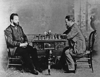 Mikhail Chigorin 1850-1908 et William Steinitz 1836-1900 à La Havane, 1880